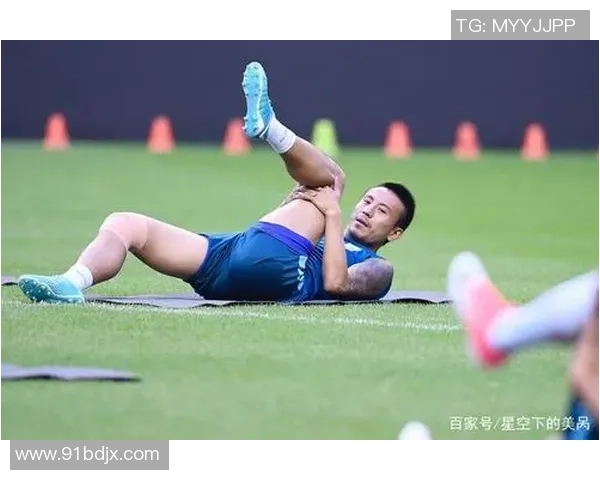 昔日辉煌今成遗憾足球明星退役背后的故事与思考