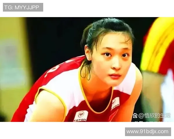 杨芳专访：从排球新星到传奇教练的心路历程与成长故事